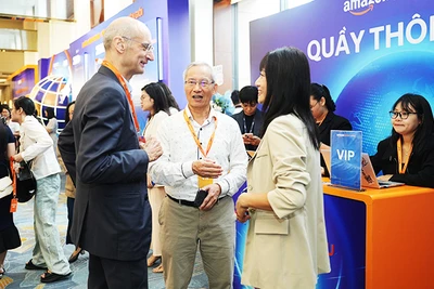 Xu hướng chuyển đổi từ kinh doanh truyền thống sang các nền tảng số được coi là giải pháp hữu hiệu giúp các doanh nghiệp thâm nhập, mở rộng thị trường xuất khẩu. Ảnh: BTC