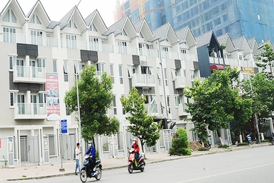 Luật Đất đai mới tạo môi trường pháp lý thông thoáng để doanh nghiệp và người dân dễ dàng tiếp cận. Ảnh: SONG ANH