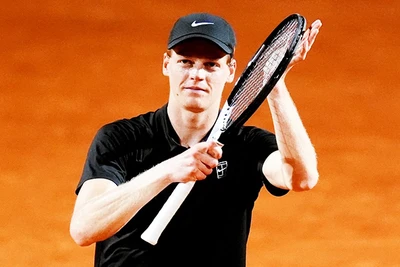 Jannik Sinner trở lại ấn tượng