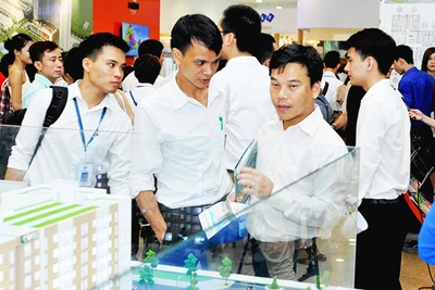 Người mua nhà ở xã hội phải đáp ứng nhiều điều kiện. Ảnh: HẢI ANH