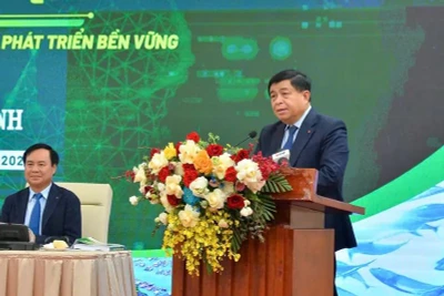 Phó Thủ tướng Chính phủ Nguyễn Chí Dũng phát biểu chỉ đạo tại Diễn đàn Hợp tác xã Quốc gia năm 2025.