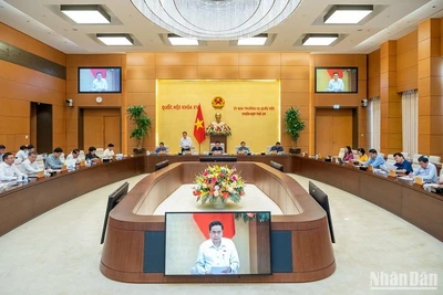 Phó Chủ tịch Thường trực Quốc hội Trần Thanh Mẫn điều hành nội dung thảo luận về dự án Luật Bảo hiểm xã hội (sửa đổi). (Ảnh: DUY LINH)