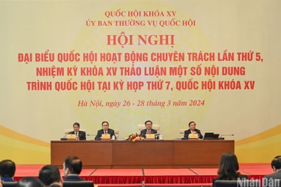 Chủ tịch Quốc hội Vương Đình Huệ chủ trì Hội nghị đại biểu Quốc hội hoạt động chuyên trách lần thứ 5, nhiệm kỳ khóa XV. (Ảnh: DUY LINH)
