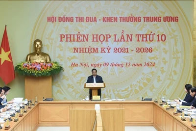 Thủ tướng Chính phủ Phạm Minh Chính phát biểu tại phiên họp. 