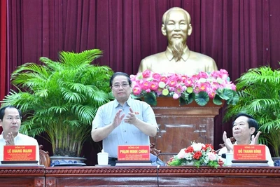 Thủ tướng Phạm Minh Chính chủ trì hội nghị tiếp xúc cử tri thành phố Cần Thơ. (Ảnh: THANH GIANG)