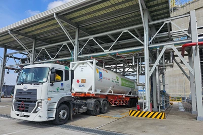 Trạm nạp LNG cho ISO Container tại cụm kho cảng LNG Thị Vải - PV GAS.