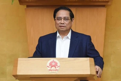 Thủ tướng Phạm Minh Chính phát biểu ý kiến tại Hội nghị của Chính phủ quán triệt, triển khai về tổng kết việc thực hiện Nghị quyết 18-NQ/TW. (Ảnh: Trần Hải)