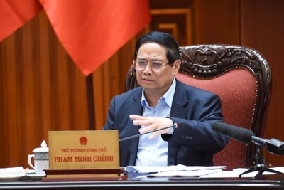 Thủ tướng Phạm Minh Chính phát biểu ý kiến tại cuộc họp. (Ảnh: TRẦN HẢI)