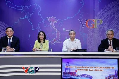 Quang cảnh buổi tọa đàm "Để kinh tế tư nhân bứt phá theo Nghị quyết 68 - Những việc cần làm ngay". (Ảnh: VGP)