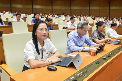 Đề xuất nâng thời gian lưu trú cho khách quốc tế nhập cảnh lên 60 ngày