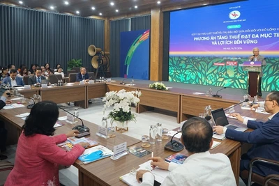 Quang cảnh hội thảo. (Ảnh: TRUNG HƯNG) 