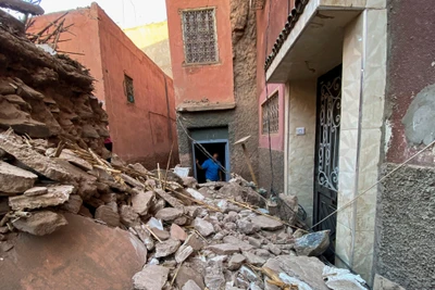 Động đất gây hư hại nhiều tòa nhà ở thành phố cổ Marrakech, ngày 9/9/2023. (Ảnh: Reuters)