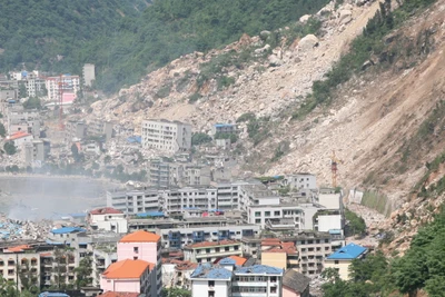 Sạt lở do động đất ở tỉnh Tứ Xuyên, Trung Quốc, ngày 12/5/2008. (Ảnh: Yin Yueping/Cục Khảo sát địa chất Trung Quốc)