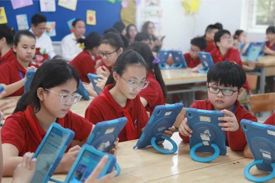 Phòng học thông minh tại Trường PTCS Nguyễn Đình Chiểu (Ảnh: Sở Giáo dục và Đào tạo Hà Nội)