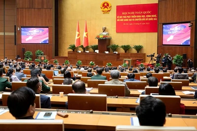 Quang cảnh Hội nghị toàn quốc về đột phá phát triển khoa học, công nghệ, đổi mới sáng tạo và chuyển đổi số quốc gia. Ảnh: PHẠM THẮNG