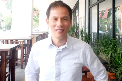 Nhà thơ Trần Lê Khánh