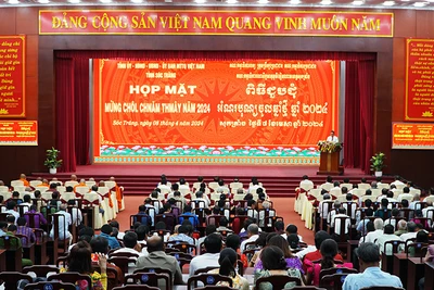 Quang cảnh buổi họp mặt.