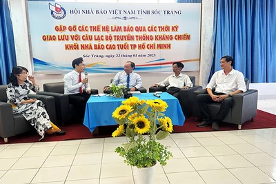 Các nhà báo chia sẻ những kỷ niệm trong nghề làm báo