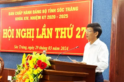 Bí thư Tỉnh ủy Sóc Trăng Lâm Văn Mẫn phát biểu chỉ đạo hội nghị.