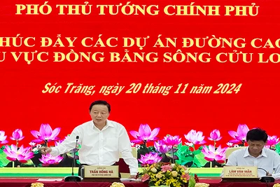 Phó Thủ tướng Trần Hồng Hà phát biểu chỉ đạo hội nghị.