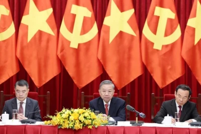 Tổng Bí thư Tô Lâm cùng các đồng chí Lãnh đạo Đảng chủ trì buổi tiếp. (Ảnh: Thống Nhất/TTXVN)