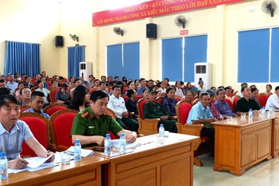 Đối thoại xử lý ô nhiễm tại bãi rác Đông Nam.