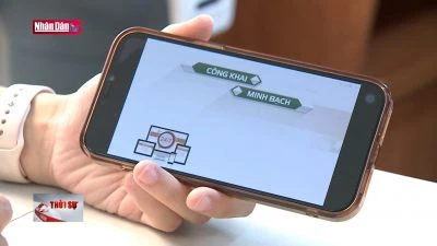 Tăng cường hỗ trợ người dân làm hộ chiếu online