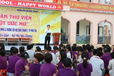 Không khí sôi động của dự án "Trăm thư viện-một ước mơ" tại Trường Tiểu học Ngọc Thanh C.