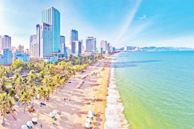 Một góc thành phố biển Nha Trang. (Ảnh VƯƠNG MẠNH CƯỜNG)