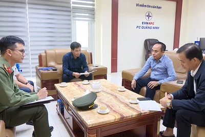 Phòng An ninh kinh tế Công an tỉnh Quảng Ninh nắm tình hình về các đối tượng giả danh nhân viên ngành điện để lừa đảo chiếm đoạt tài sản của khách hàng.
