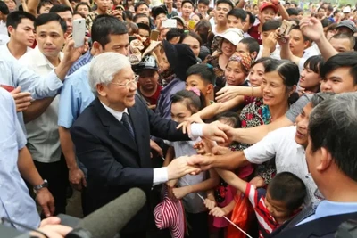 Về bài viết "Giương cao ngọn cờ đại đoàn kết toàn dân tộc, phát huy truyền thống yêu nước, vai trò nòng cốt chính trị của Mặt trận Tổ quốc Việt Nam, quyết tâm xây dựng đất nước ta ngày càng giàu mạnh, phồn vinh, văn minh, hạnh phúc" của Tổng Bí thư Nguyễn Phú Trọng