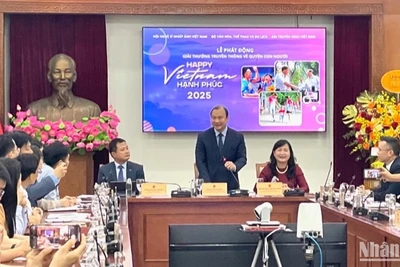 Thứ trưởng Thường trực Văn hóa, Thể thao và Du lịch Lê Hải Bình phát biểu. 