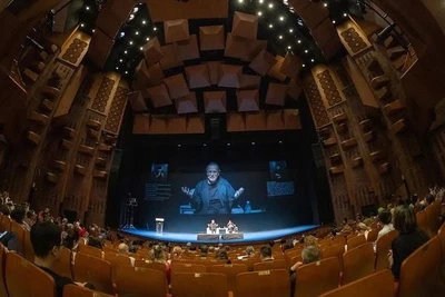 Toàn cảnh Hội nghị Thượng đỉnh thế giới về văn hóa và nghệ thuật lần thứ 10 diễn ra tại thủ đô Seoul, Hàn Quốc.