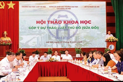 Đảng ủy Khối các trường đại học, cao đẳng Hà Nội; Sở Tư pháp Hà Nội và Trường đại học Luật Hà Nội phối hợp tổ chức Hội thảo khoa học "Góp ý dự thảo Luật Thủ đô (sửa đổi)".