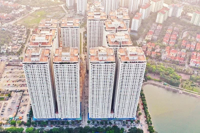 Khu chung cư HH Linh Ðàm, quận Hoàng Mai. (Ảnh TUỆ NGHI)