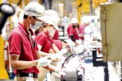 Sản xuất công nghiệp tại một doanh nghiệp ở Khu công nghiệp Amata.