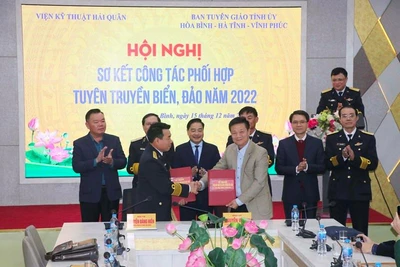 Viện Kỹ thuật Hải quân và lãnh đạo Ban Tuyên giáo 3 tỉnh Hòa Bình, Hà Tĩnh, Vĩnh Phúc đã ký kết kế hoạch phối hợp tuyên truyền biển đảo năm 2023.
