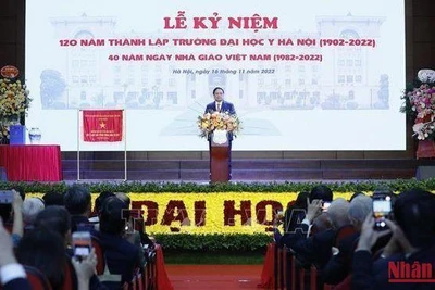Thủ tướng Phạm Minh Chính phát biểu chúc mừng Trường Đại học Y Hà Nội. 