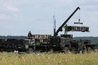 Hệ thống phòng không Patriot của Đức tại căn cứ quân sự gần Zamosc (Ba Lan). (Ảnh: Reuters/TTXVN)