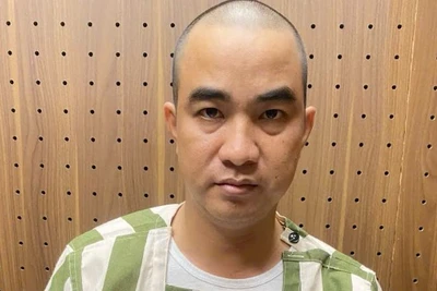 Phạm Văn Huynh bị khởi tố, bắt tạm giam. 