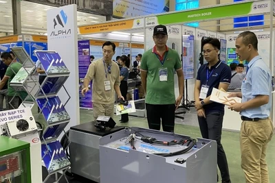 Thành phố Hà Nội triển khai các chương trình hỗ trợ doanh nghiệp thu hút đầu tư, quảng bá sản phẩm.