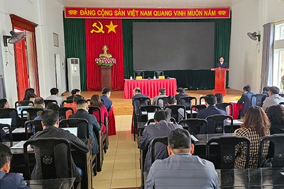 Quang cảnh buổi họp báo.