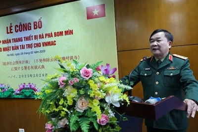 Thượng tướng Hoàng Xuân Chiến, Ủy viên Trung ương Đảng, Ủy viên Thường vụ Quân ủy Trung ương, Thứ trưởng Quốc phòng, phát biểu tại lễ công bố.