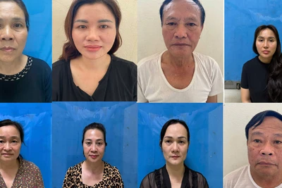 8 đối tượng bị khởi tố về tội mua bán trái phép hóa đơn.