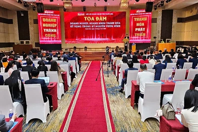 Quang cảnh buổi tọa đàm.