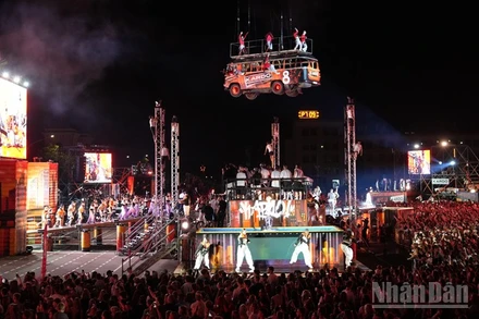 Chung kết cuộc thi văn hóa và thể thao đường phố quốc tế lần thứ 8 diễn ra tối ngày 21/8 (giờ Moskva). (Ảnh: XUÂN HƯNG)