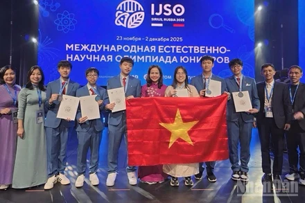 Đội tuyển học sinh Việt Nam tham dự IJSO-2025.
