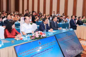 Hội nghị Khoa học quốc tế năm 2026 với chủ đề “Chăm sóc toàn diện người bệnh cao tuổi” theo hình thức kết hợp trực tiếp và trực tuyến, với sự tham dự của các chuyên gia đầu ngành trong nước và quốc tế.