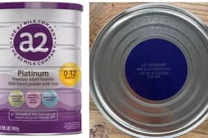Sản phẩm sữa bột a2 Platinum Premium dành cho trẻ 0-12 tháng tuổi bị thu hồi tại thị trường Mỹ. (Ảnh: FDA)