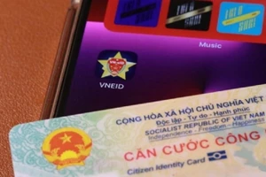 Cảnh báo nguy cơ lộ lọt dữ liệu cá nhân với trào lưu “khoe” ảnh căn cước công dân